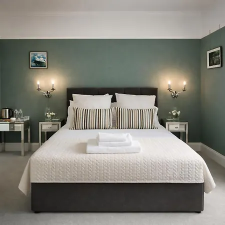 Ferndale Lodge-3